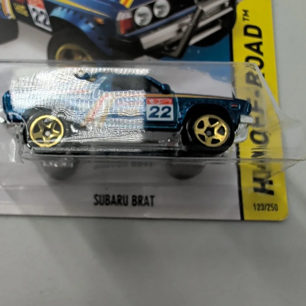 Hot Wheels Subaru Brat Blue 123/250 HW Off-Road 2015 HW Hot Trucks Diecast
